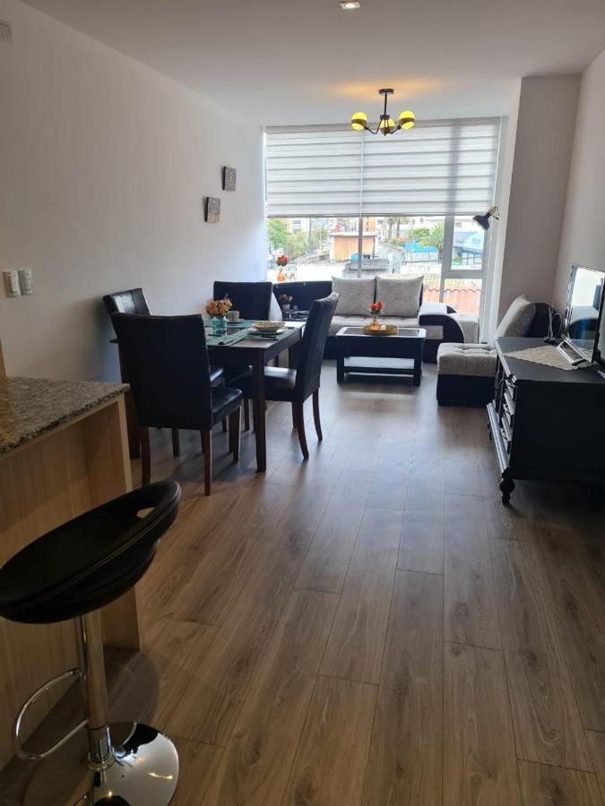 Hermoso departamento, céntrico y tranquilo Quito Extérieur photo