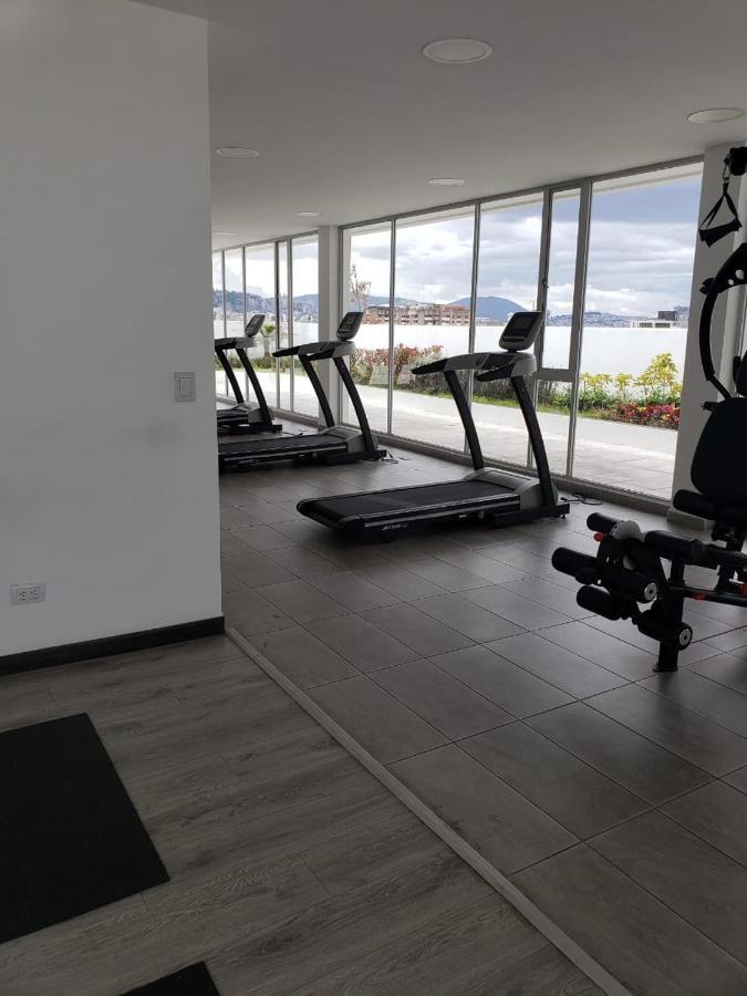 Hermoso departamento, céntrico y tranquilo Quito Extérieur photo